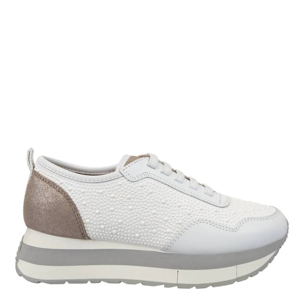 NEW NAKED FEET women's kinetic shoes in pearl white